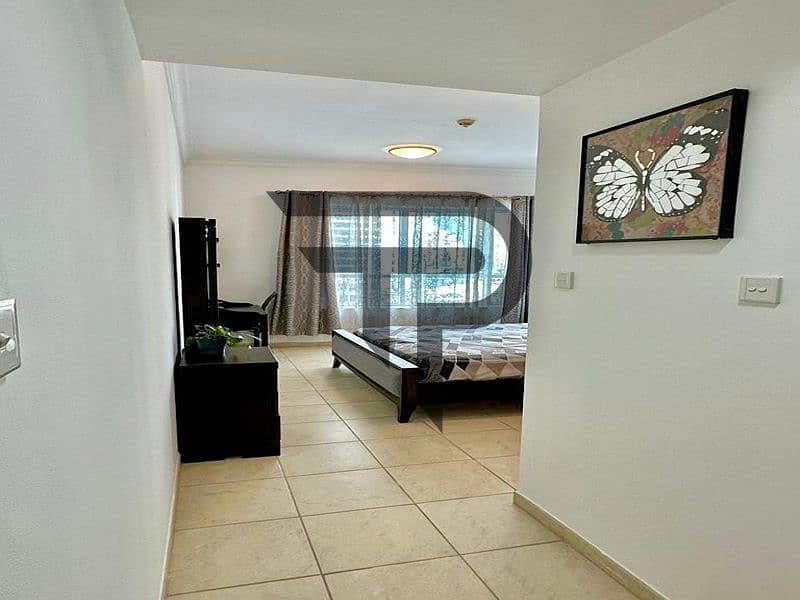 Spacious Layout | Closed Kitchen | Unfurnished - Image 7