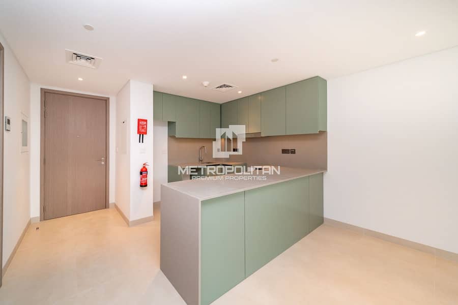 Larger Layout | Keys In Hand | Brand New