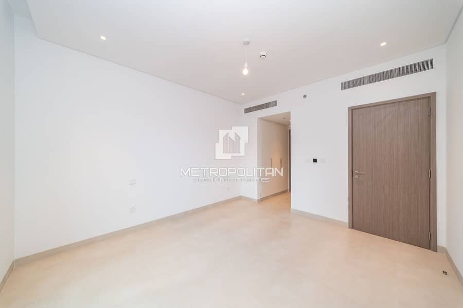 Larger Layout | Keys In Hand | Brand New - Image 14