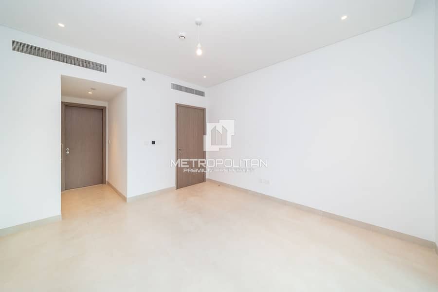 Larger Layout | Keys In Hand | Brand New - Image 15