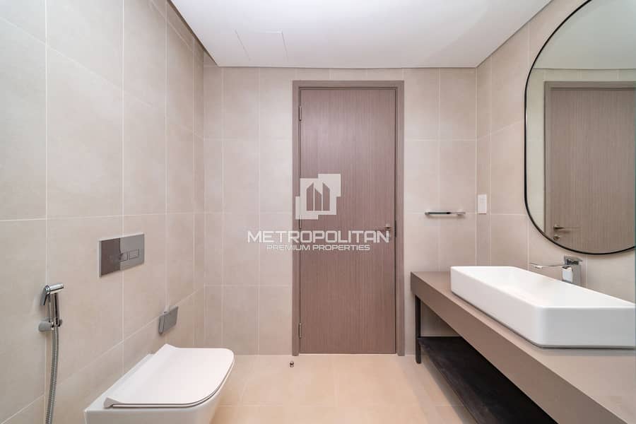 Larger Layout | Keys In Hand | Brand New - Image 16