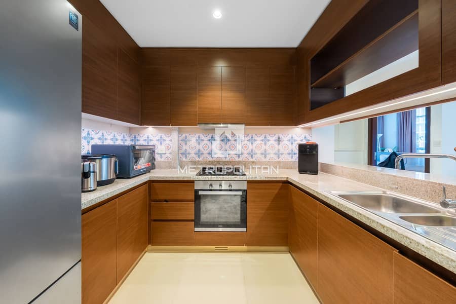 Largest One Bedroom | Tenanted | Community View