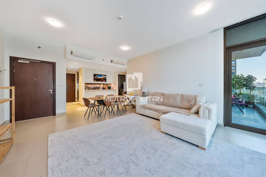 Largest One Bedroom | Tenanted | Community View