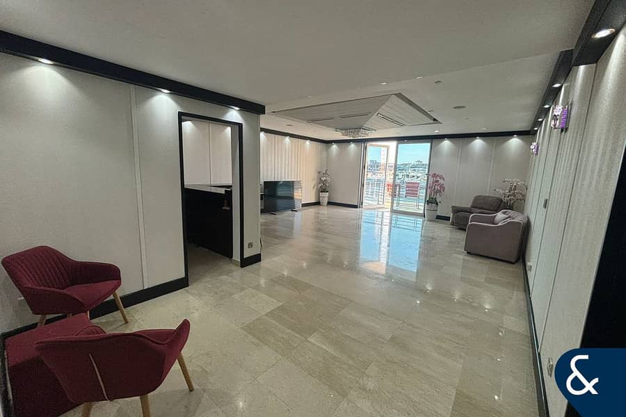 Marina Views | Converted | Vacant on Transfer