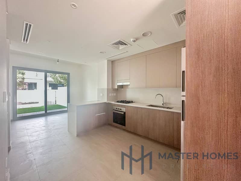 3 BHK | NEAR ENTRANCE | VACANT READY TO MOVE IN