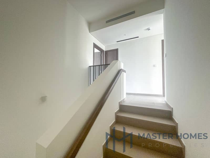 3 BHK | NEAR ENTRANCE | VACANT READY TO MOVE IN