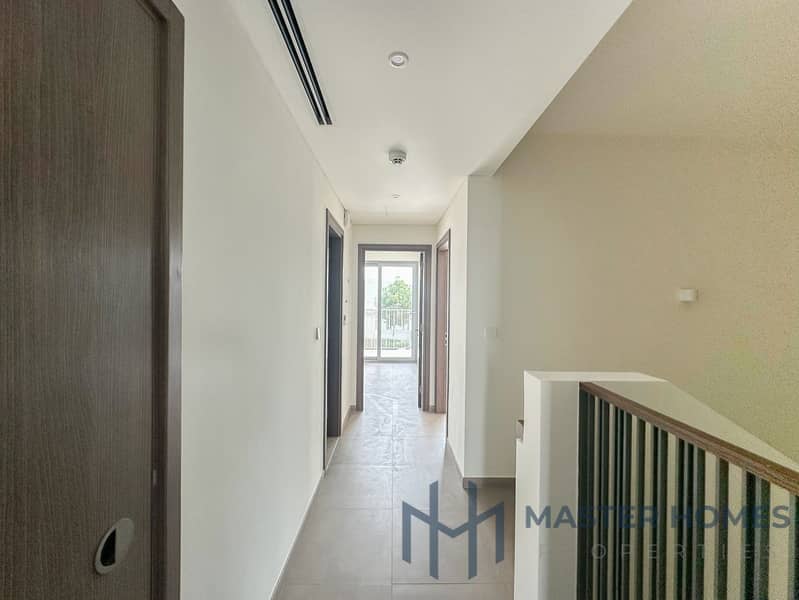 3 BHK | NEAR ENTRANCE | VACANT READY TO MOVE IN - Image 6