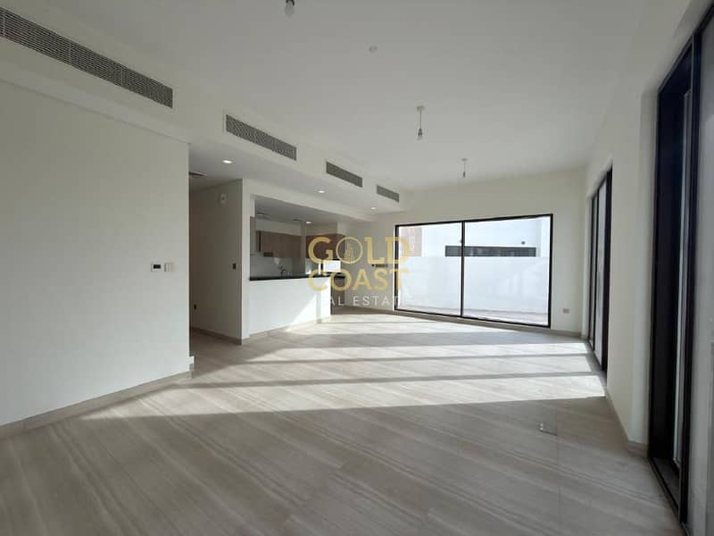 Ultra-Spacious 5BR Villa | Golfside Living at Damac Hills | Corner Unit | Elite Community | Family Living Redefined - Image 14