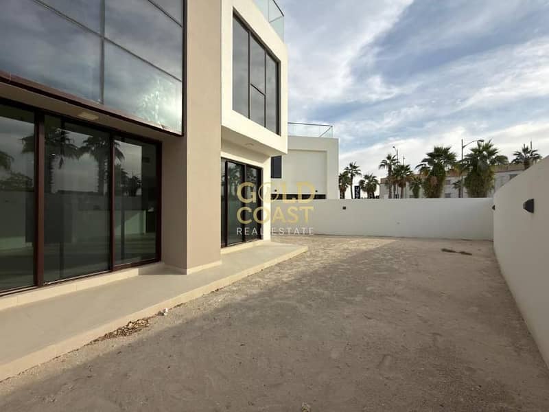 Ultra-Spacious 5BR Villa | Golfside Living at Damac Hills | Corner Unit | Elite Community | Family Living Redefined - Image 41