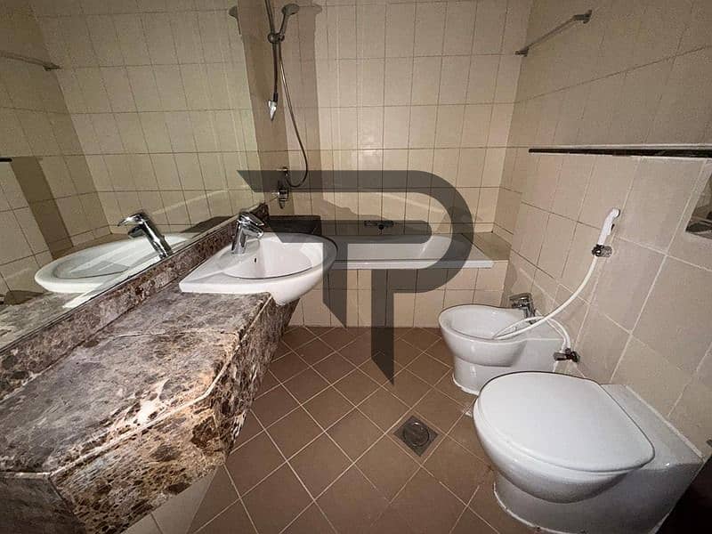 SPACIOUS 1BR | HIGH FLOOR | Golf View - Image 10