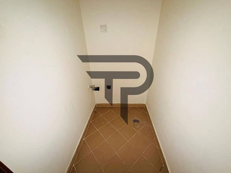 SPACIOUS 1BR | HIGH FLOOR | Golf View - Image 13