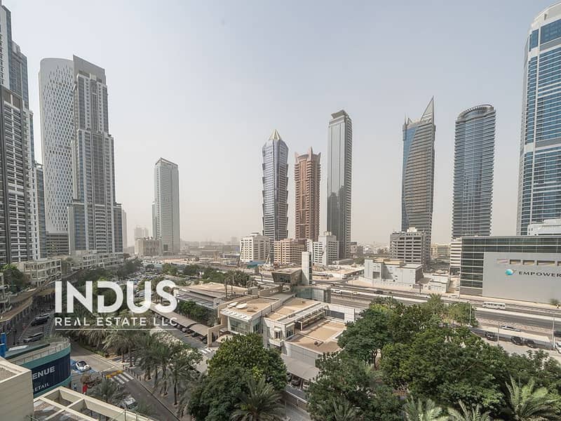 Ready to Move | Prime Location | Spacious - Image 15