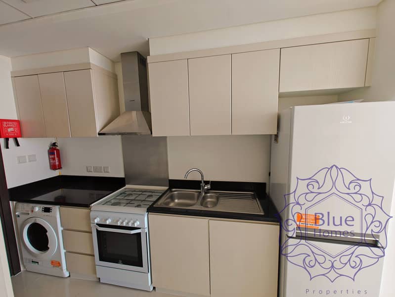 Higher Floor|City view|Ready to Move Spacious Studio|Rent 46k