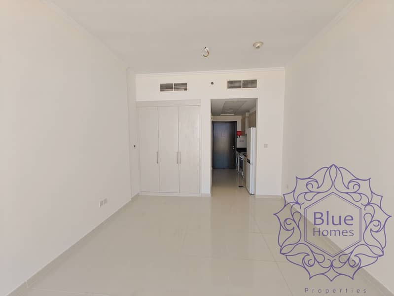 Higher Floor|City view|Ready to Move Spacious Studio|Rent 46k
