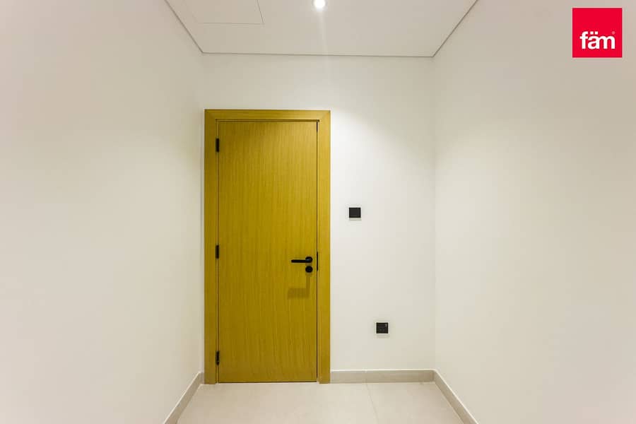 Best Price | Spacious Unit | Brand New - Image 18