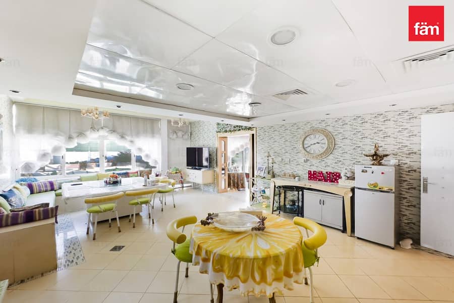 Spacious | Private Pool | 10 Rooms - Image 10