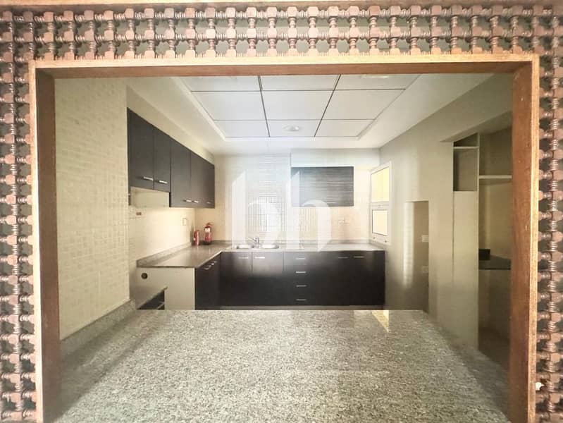 Spacious Two Bedroom Apartment | Vacant | Balcony - Image 10