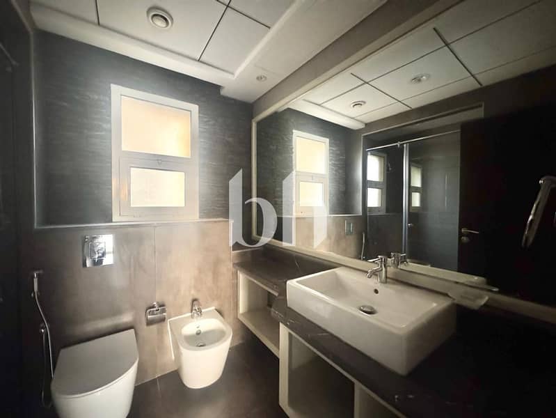 Spacious Two Bedroom Apartment | Vacant | Balcony - Image 16