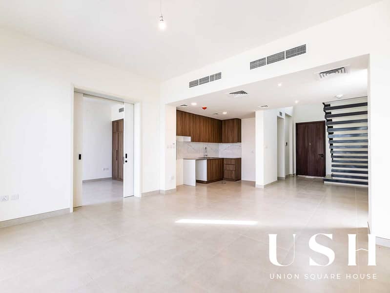 READY TO MOVE IN | EXCLUSIVE 4 BR | SINGLE ROW