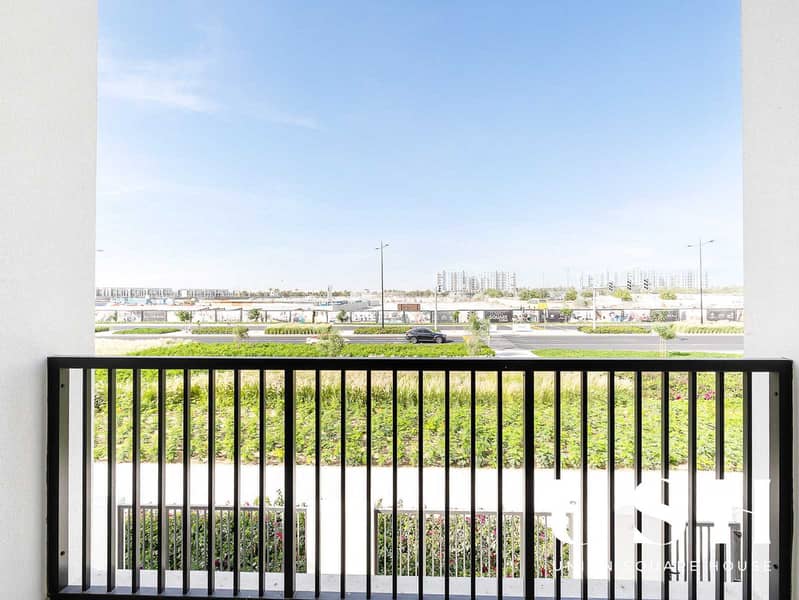 READY TO MOVE IN | EXCLUSIVE 4 BR | SINGLE ROW - Image 17