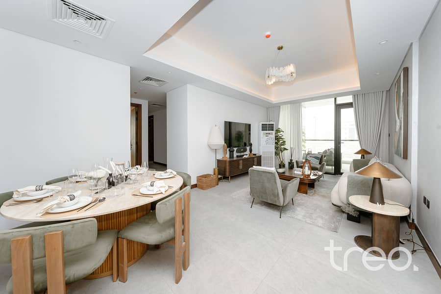 Top Floor | Corner Unit | Great Location