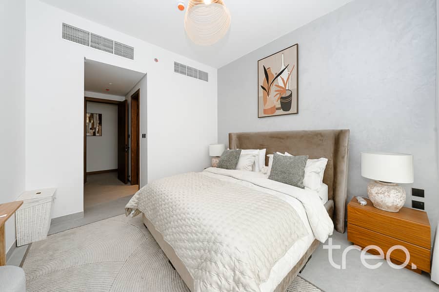 Top Floor | Corner Unit | Great Location - Image 13