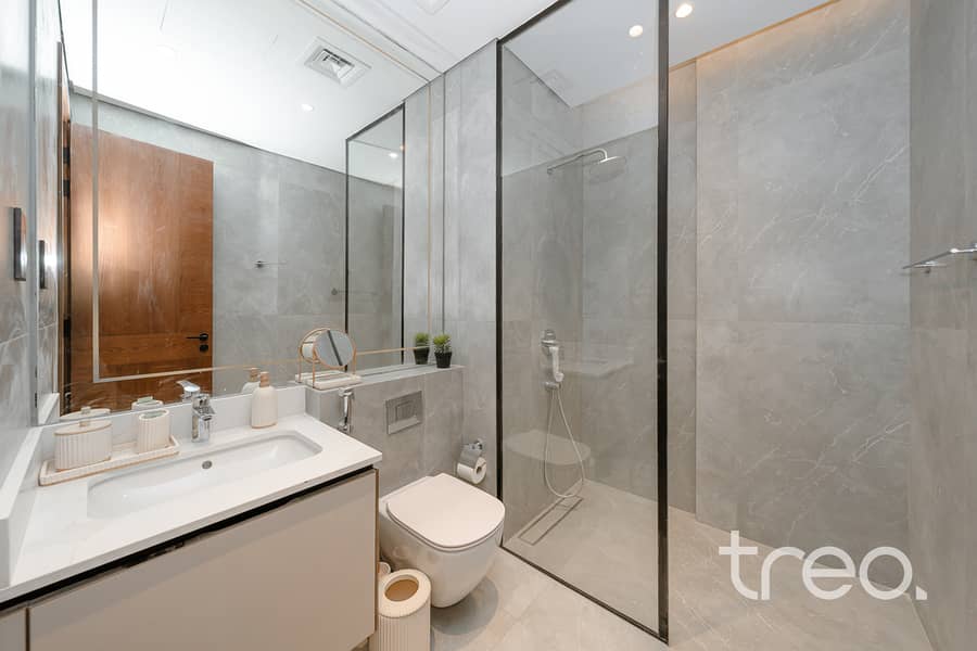 Top Floor | Corner Unit | Great Location - Image 14