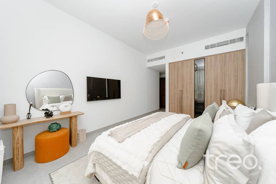 Top Floor | Corner Unit | Great Location - Image 17