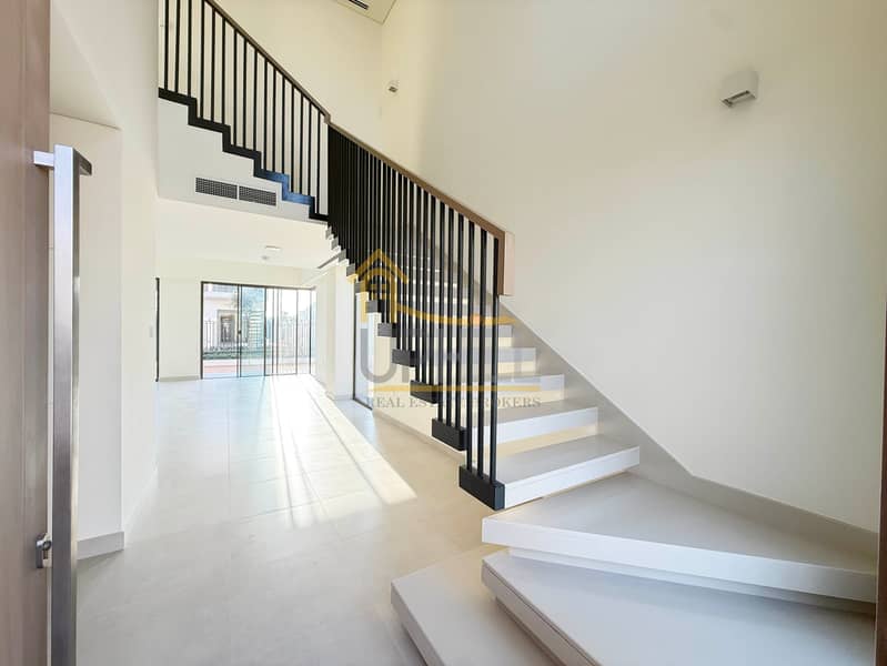 Brand New - Bright 4 Beds TH Ready Now