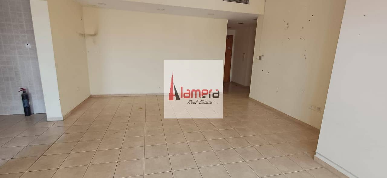 2 BHK Huge Layout Apartment | Good Community | Well Maintained Building | Prime Location - Image 6