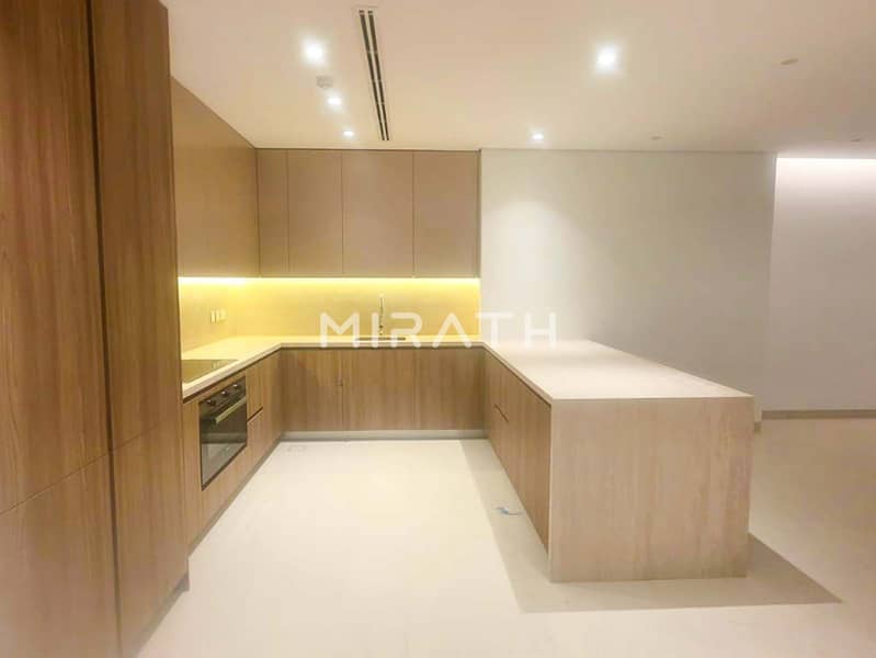 Spacious 5Bhk | Prvt Garden | Fully Renovated