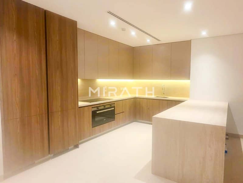 Spacious 5Bhk | Prvt Garden | Fully Renovated