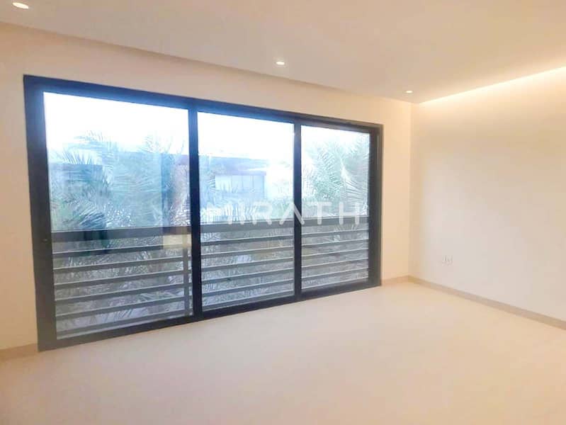 Spacious 5Bhk | Prvt Garden | Fully Renovated - Image 13