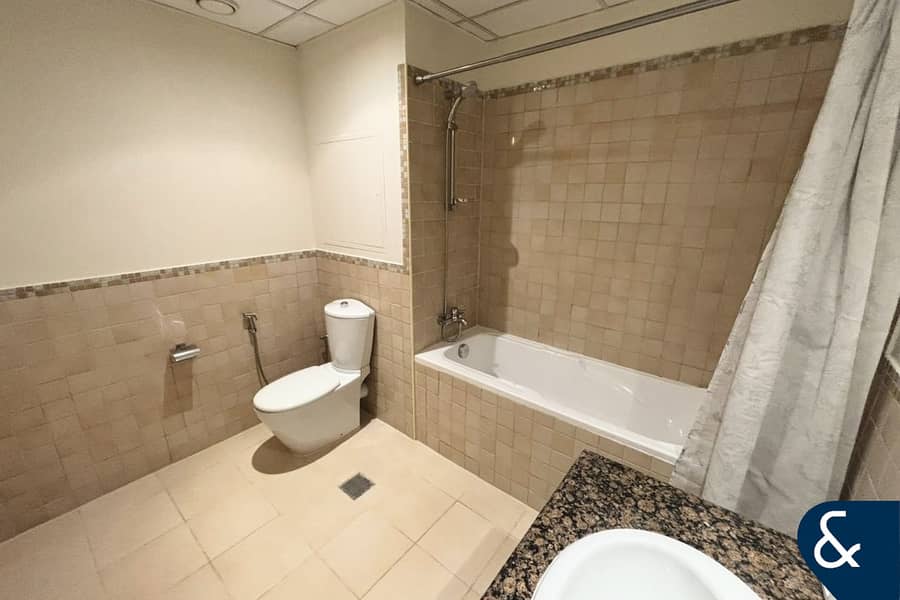 Furnished | Marina Views | Vacant | 2 Beds - Image 13