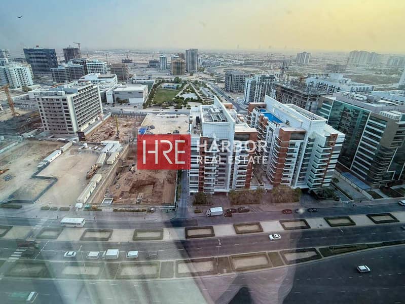 Corner Unit | Fully Furnished | High Floor - Image 18