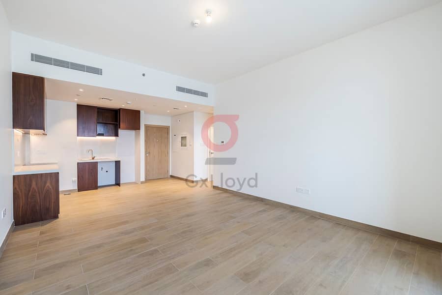 Water View | High Floor | Private Beach Access