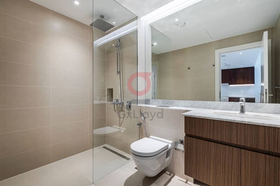 Water View | High Floor | Private Beach Access - Image 10