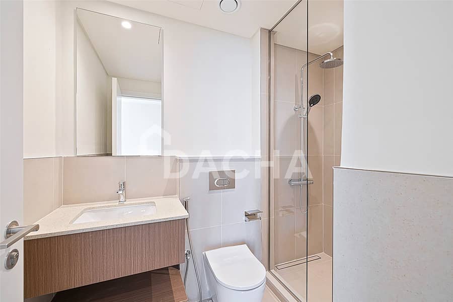 Vacant | Unfurnished | Multiple Cheques - Image 10