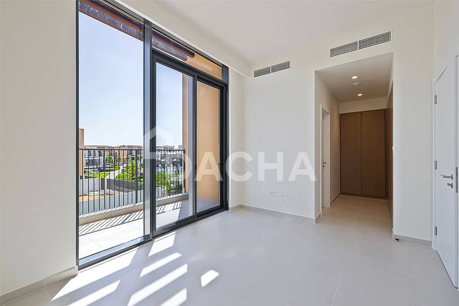 Vacant | Unfurnished | Multiple Cheques - Image 15