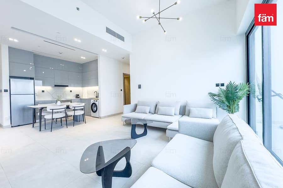 Luxury Living | Private Pool| Rented