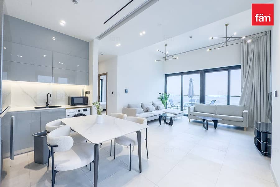 Luxury Living | Private Pool| Rented