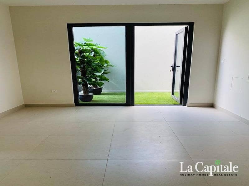 Prime Location | Modern Layout | Ready to move - Image 8