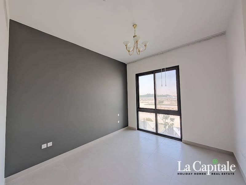 Prime Location | Modern Layout | Ready to move - Image 10