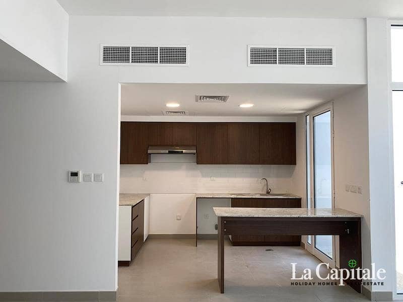 SINGLE ROW | CLOSED KITCHEN | 2 BEDROOM+MAID