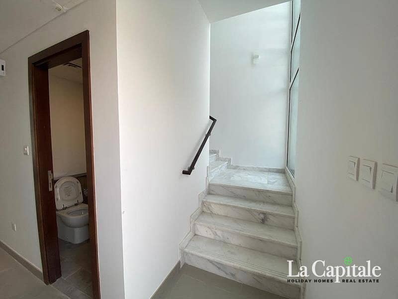 SINGLE ROW | CLOSED KITCHEN | 2 BEDROOM+MAID - Image 9