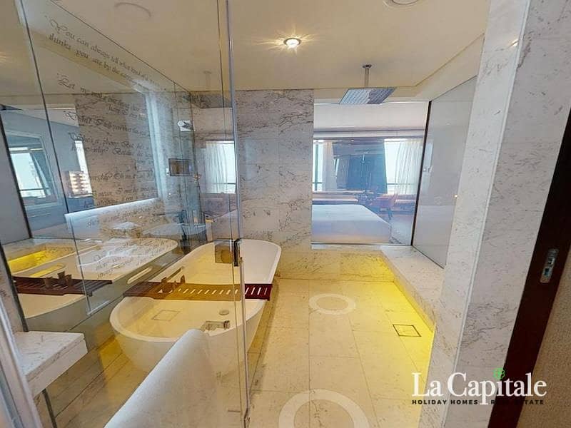 Premium Studio | Burj Khaliva View | Furnished - Image 7