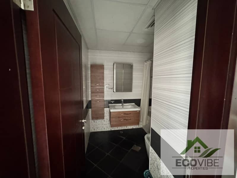 Spacious 1BHK Fully Furnished in Starz Tower | 699 Sqft | 75K Yearly - Image 18