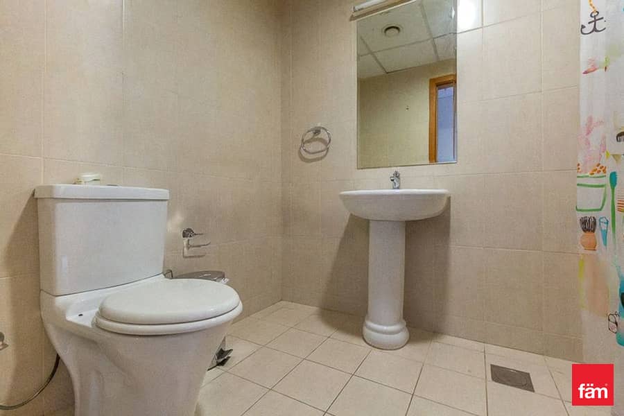 Available On Mid Jan| Spacious | Unfurnished - Image 8