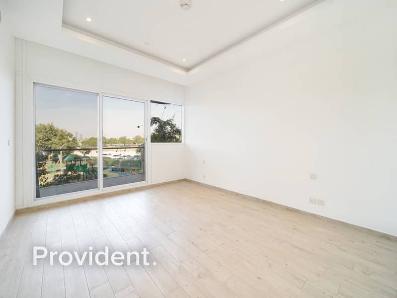 Spacious | 4 Bed Townhouse | Park / Greenery Views - Image 15