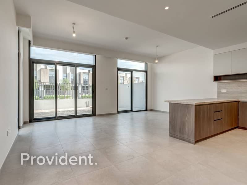 4Bed + Maids | Unfurnished | Corner Unit - Image 14